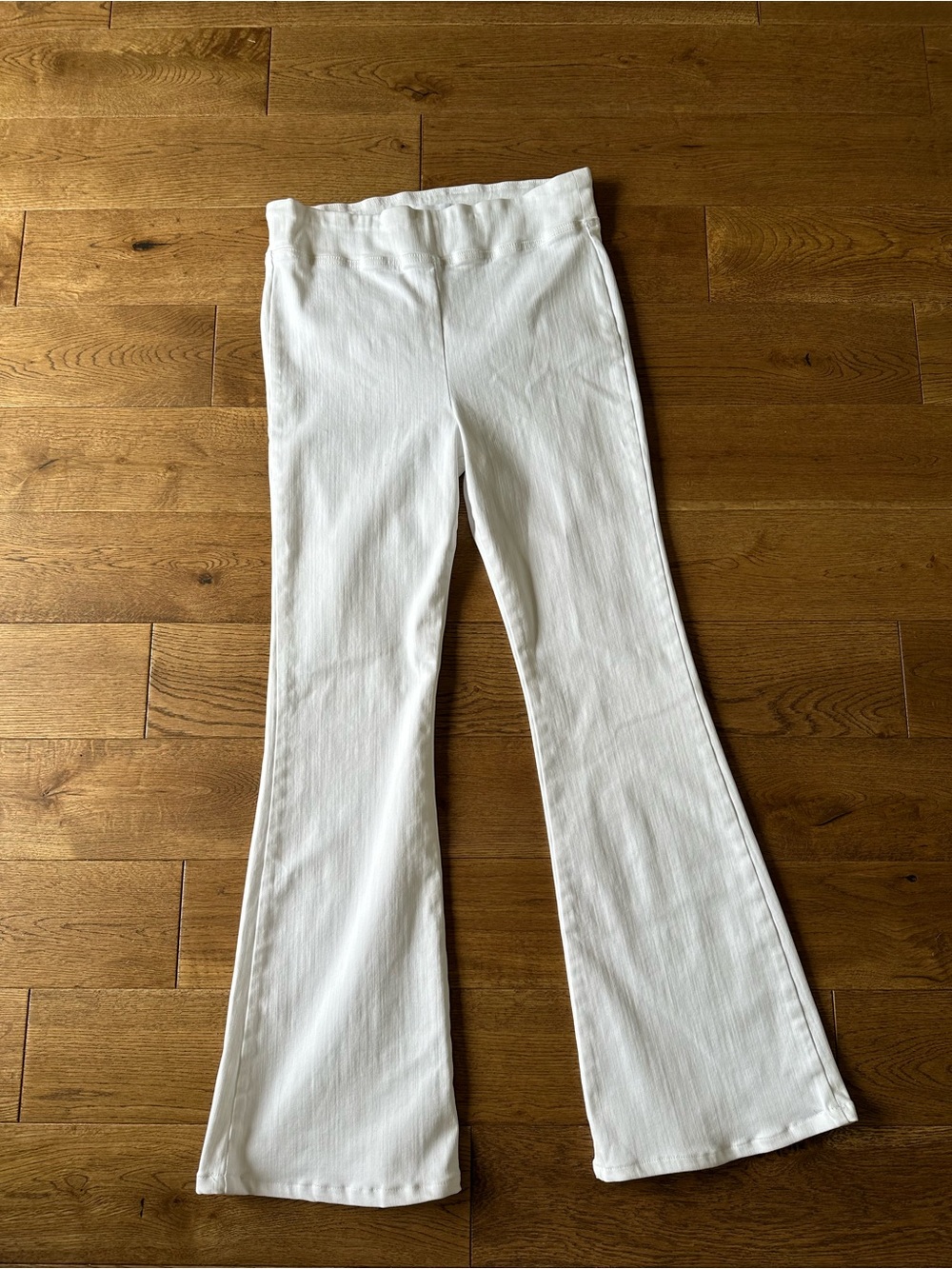FRAME The Jet Set Flare White Jeans Sz 30-34